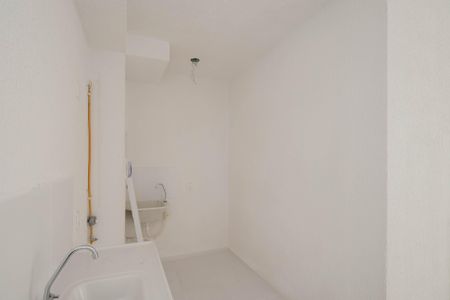 Apartamento à venda com 32m², 2 quartos e sem vagaCozinha e Área de Serviço