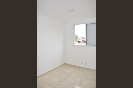 Apartamento para alugar com 46m², 2 quartos e sem vaga Apartamento para alugar com 46m², 2 quartos e sem vagaDetalhe - Quarto 02