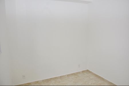 Apartamento para alugar com 46m², 2 quartos e sem vaga Apartamento para alugar com 46m², 2 quartos e sem vagaDetalhe - Quarto 01