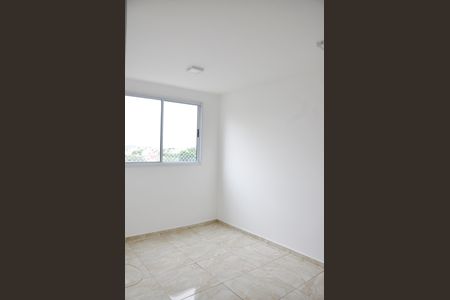 Apartamento para alugar com 46m², 2 quartos e sem vaga Apartamento para alugar com 46m², 2 quartos e sem vagaDetalhe - Sala