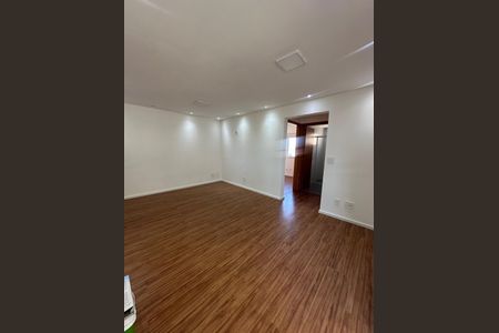 Apartamento para alugar com 65m², 2 quartos e 2 vagasSala