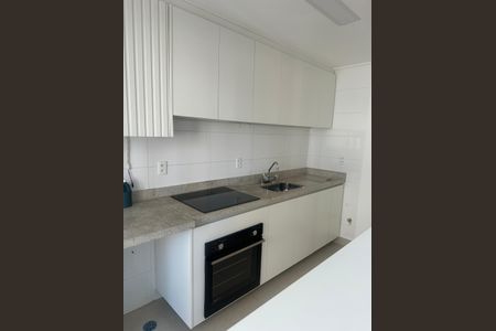 Apartamento para alugar com 65m², 2 quartos e 2 vagasCozinha