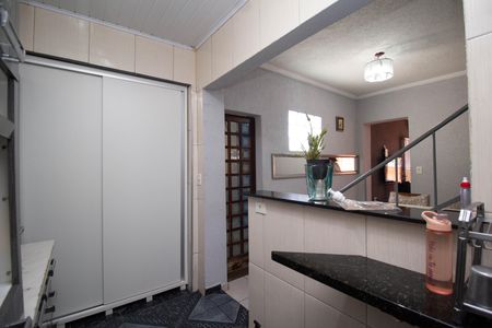 Casa para alugar com 54m², 2 quartos e sem vaga Casa para alugar com 54m², 2 quartos e sem vagaCozinha