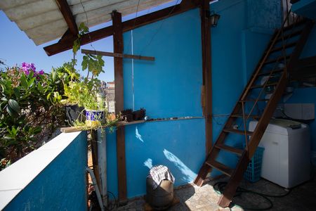 Casa para alugar com 54m², 2 quartos e sem vaga Casa para alugar com 54m², 2 quartos e sem vagaVaranda