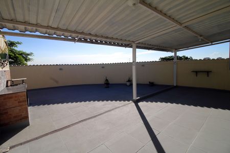 Apartamento para alugar com 204m², 2 quartos e sem vagaTerraço