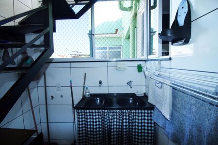 Apartamento para alugar com 204m², 2 quartos e sem vagaÁrea de Serviço