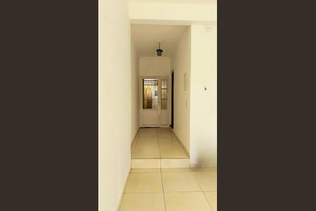 Casa à venda com 125m², 3 quartos e 2 vagas Casa à venda com 125m², 3 quartos e 2 vagasPorta