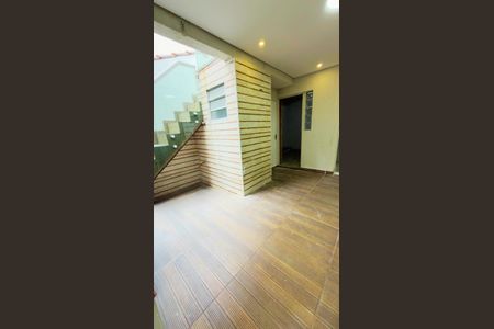 Casa à venda com 125m², 3 quartos e 2 vagas Casa à venda com 125m², 3 quartos e 2 vagasVaranda