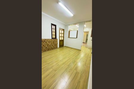 Casa à venda com 125m², 3 quartos e 2 vagas Casa à venda com 125m², 3 quartos e 2 vagasQuarto