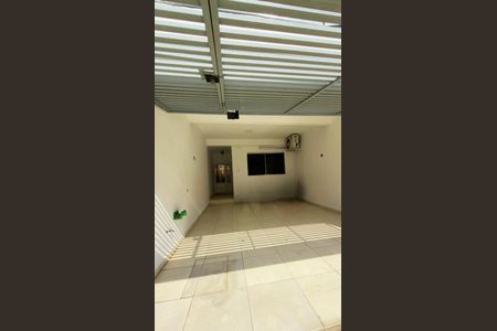 Casa à venda com 125m², 3 quartos e 2 vagas Casa à venda com 125m², 3 quartos e 2 vagasGaragem