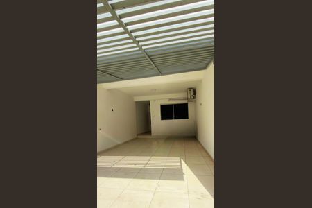 Casa à venda com 125m², 3 quartos e 2 vagas Casa à venda com 125m², 3 quartos e 2 vagasGaragem