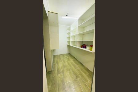 Casa à venda com 125m², 3 quartos e 2 vagas Casa à venda com 125m², 3 quartos e 2 vagasQuarto