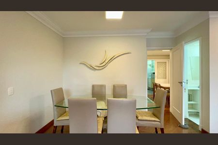 Apartamento para alugar com 165m², 4 quartos e 2 vagas Apartamento para alugar com 165m², 4 quartos e 2 vagasJ