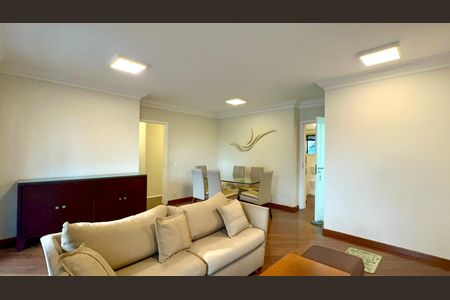 Apartamento para alugar com 165m², 4 quartos e 2 vagas Apartamento para alugar com 165m², 4 quartos e 2 vagasSala