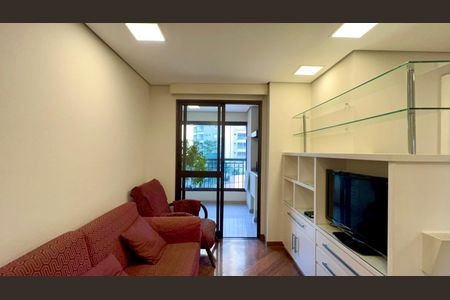 Apartamento para alugar com 165m², 4 quartos e 2 vagas Apartamento para alugar com 165m², 4 quartos e 2 vagasSala de TV