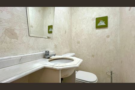 Apartamento para alugar com 165m², 4 quartos e 2 vagas Apartamento para alugar com 165m², 4 quartos e 2 vagasLavabo