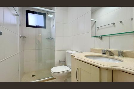 Apartamento para alugar com 165m², 4 quartos e 2 vagas Apartamento para alugar com 165m², 4 quartos e 2 vagasBanheiro