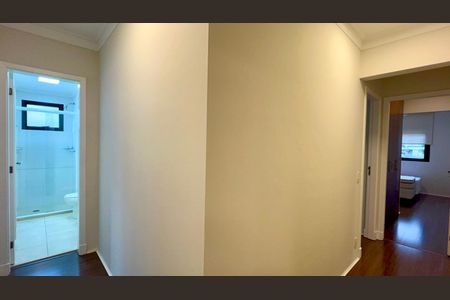 Apartamento para alugar com 165m², 4 quartos e 2 vagas Apartamento para alugar com 165m², 4 quartos e 2 vagasCorredor