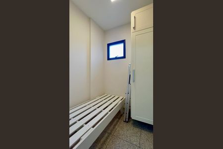 Apartamento para alugar com 165m², 4 quartos e 2 vagas Apartamento para alugar com 165m², 4 quartos e 2 vagasQuarto de Serviço