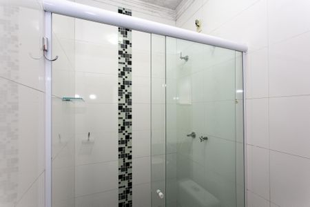 Casa para alugar com 240m², 3 quartos e 5 vagas Casa para alugar com 240m², 3 quartos e 5 vagasBanheiro da Suíte 3