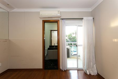 Casa para alugar com 240m², 3 quartos e 5 vagas Casa para alugar com 240m², 3 quartos e 5 vagasSuíte 1