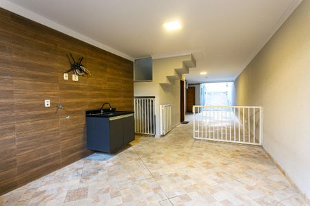 Casa para alugar com 240m², 3 quartos e 5 vagas Casa para alugar com 240m², 3 quartos e 5 vagasEspaço Gourmet