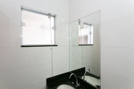 Casa para alugar com 240m², 3 quartos e 5 vagas Casa para alugar com 240m², 3 quartos e 5 vagasBanheiro da Suíte 2