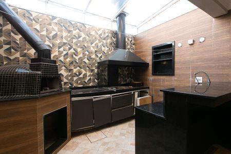 Casa para alugar com 240m², 3 quartos e 5 vagas Casa para alugar com 240m², 3 quartos e 5 vagasEspaço Gourmet