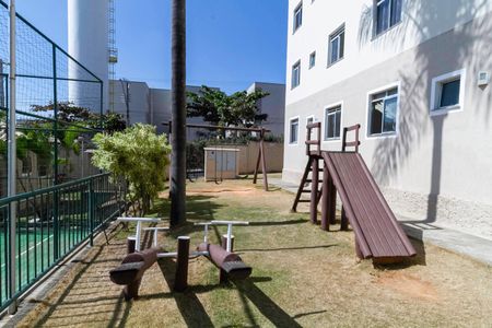 Apartamento à venda com 55m², 2 quartos e 1 vaga Apartamento à venda com 55m², 2 quartos e 1 vagaÁrea comum - Playground