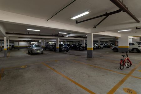 Apartamento à venda com 70m², 3 quartos e 1 vaga Apartamento à venda com 70m², 3 quartos e 1 vagaGaragem