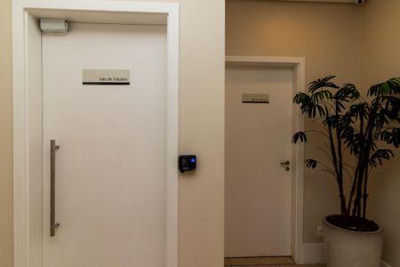 Apartamento à venda com 70m², 3 quartos e 1 vaga Apartamento à venda com 70m², 3 quartos e 1 vagaSala de Estudos e Projeção