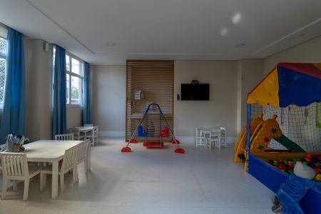 Apartamento à venda com 70m², 3 quartos e 1 vaga Apartamento à venda com 70m², 3 quartos e 1 vagaBrinquedoteca