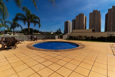 Apartamento à venda com 70m², 3 quartos e 1 vaga Apartamento à venda com 70m², 3 quartos e 1 vagaÁrea comum - Piscina