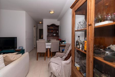 Apartamento à venda com 70m², 3 quartos e 1 vaga Apartamento à venda com 70m², 3 quartos e 1 vagaSala