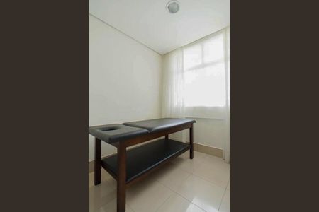 Apartamento à venda com 70m², 3 quartos e 1 vaga Apartamento à venda com 70m², 3 quartos e 1 vagaMassagem