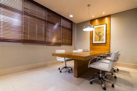 Apartamento à venda com 70m², 3 quartos e 1 vaga Apartamento à venda com 70m², 3 quartos e 1 vagaSala de Reunião