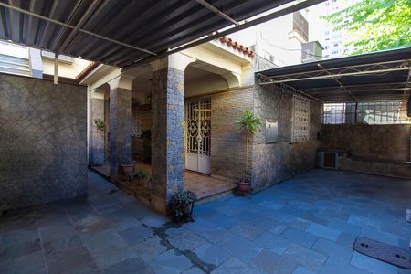 Casa à venda com 400m², 7 quartos e 2 vagas