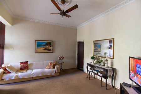 Casa à venda com 400m², 7 quartos e 2 vagas