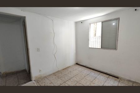 Quarto 1 de apartamento para alugar com 2 quartos, 45m² em Itaquera, São Paulo