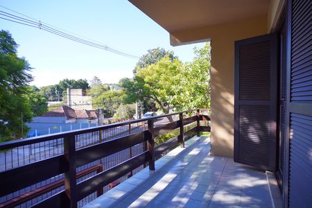 Varanda  de casa para alugar com 3 quartos, 245m² em Cristo Redentor, Porto Alegre