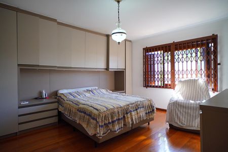 Casa para alugar com 245m², 3 quartos e 2 vagasSuíte 