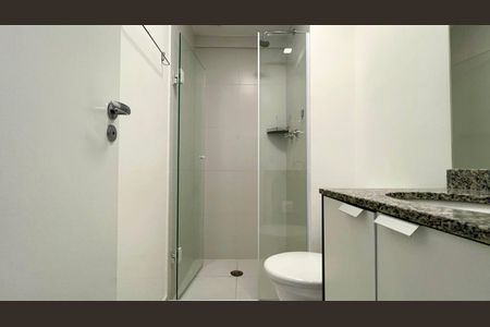 Studio à venda com 21m², 1 quarto e sem vaga Studio à venda com 21m², 1 quarto e sem vagaBanheiro