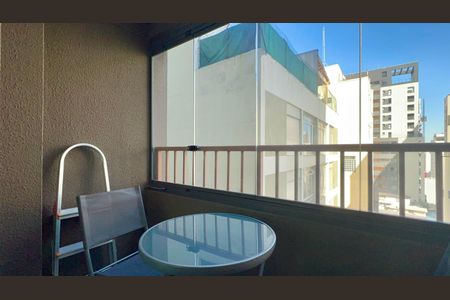 Studio à venda com 21m², 1 quarto e sem vaga Studio à venda com 21m², 1 quarto e sem vagaVaranda