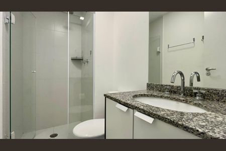 Studio à venda com 21m², 1 quarto e sem vaga Studio à venda com 21m², 1 quarto e sem vagaBanheiro