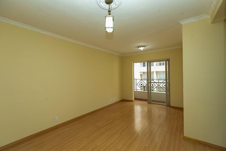 Apartamento para alugar com 75m², 3 quartos e 1 vaga Apartamento para alugar com 75m², 3 quartos e 1 vagaSALA