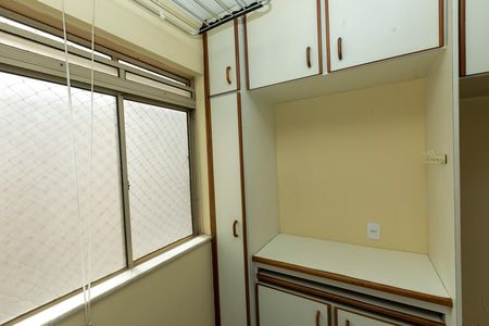 Apartamento para alugar com 75m², 3 quartos e 1 vaga Apartamento para alugar com 75m², 3 quartos e 1 vagaÁREA DE SERVIÇO