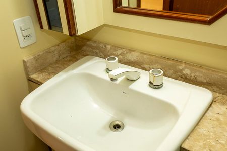 Apartamento para alugar com 75m², 3 quartos e 1 vaga Apartamento para alugar com 75m², 3 quartos e 1 vagaBANHEIRO SOCIAL