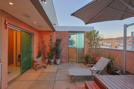 Apartamento à venda com 144m², 2 quartos e 2 vagas