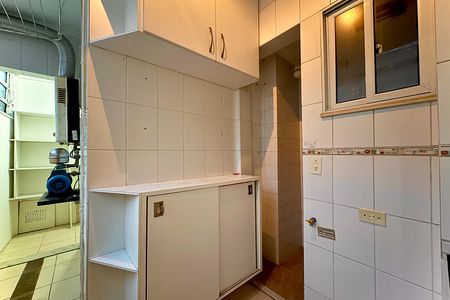 Apartamento à venda com 70m², 2 quartos e 1 vaga Apartamento à venda com 70m², 2 quartos e 1 vagaÁrea de serviço