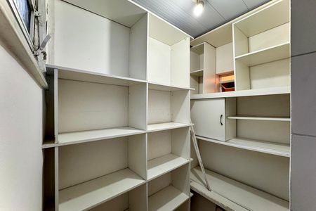 Apartamento à venda com 70m², 2 quartos e 1 vaga Apartamento à venda com 70m², 2 quartos e 1 vagaQuarto de serviço